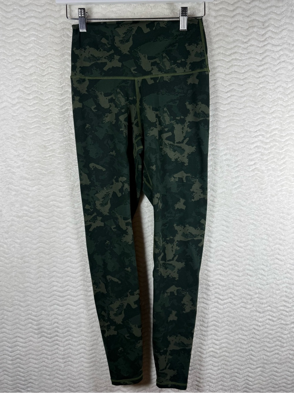 High-Rise Dark Green Camo Leggings